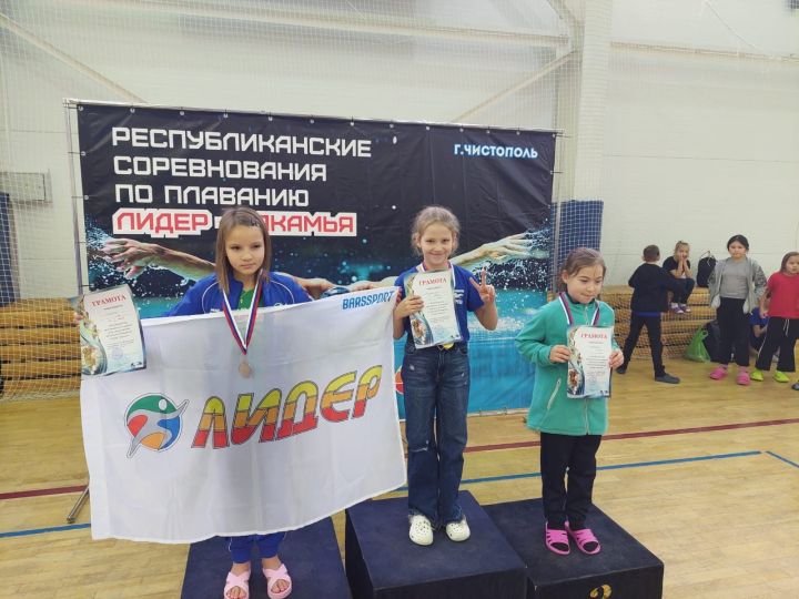 Пестречинцы в лидерах Закамья по плаванию