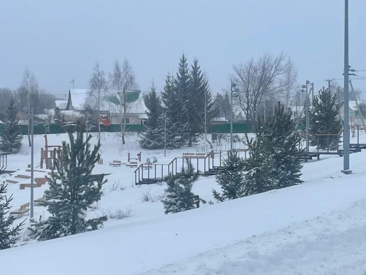 Благоустройство парка по нацпроекту завершили в деревне Званка