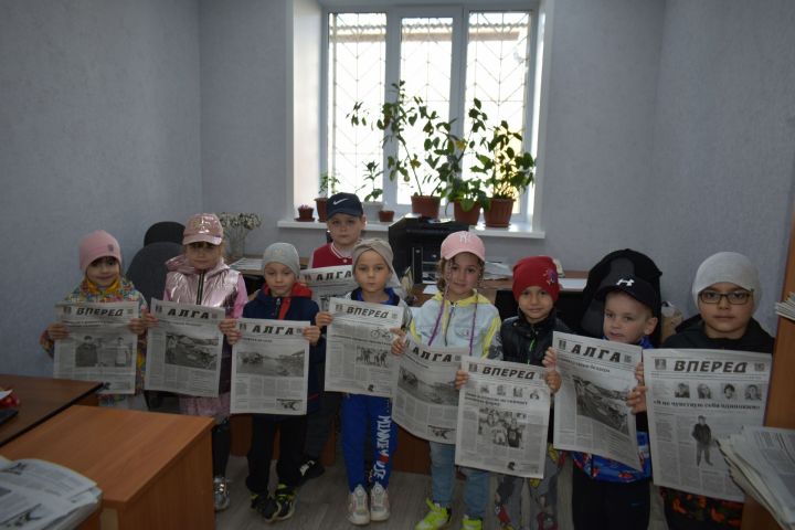 Пестречинские дошколята посетили редакцию