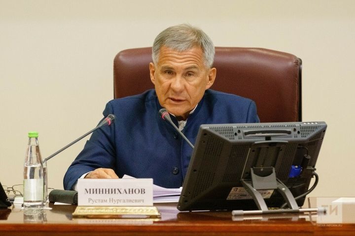 Минниханов поручил главам районов взять на контроль вопросы обслуживания парков