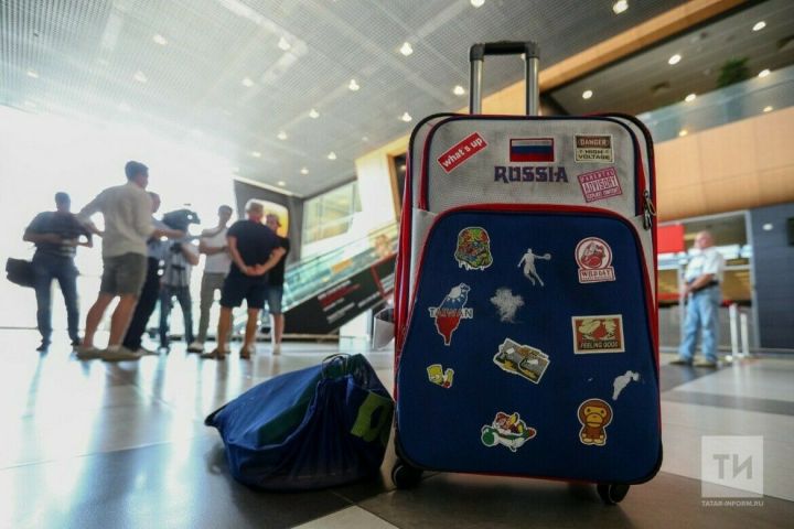 Узнав, что его могут призвать в армию, блогер Милохин снова уехал из России