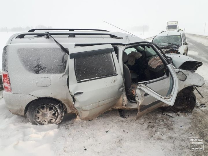 В Пестречинском районе на выезде на трассу произошло ДТП