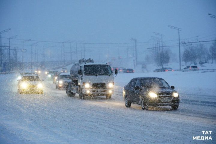 В Татарстане объявлено штормовое предупреждение из-за очень сильного ветра и метели