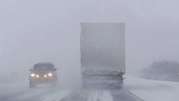 Из-за метели в Татарстане ограничили движение автобусов и грузовиков