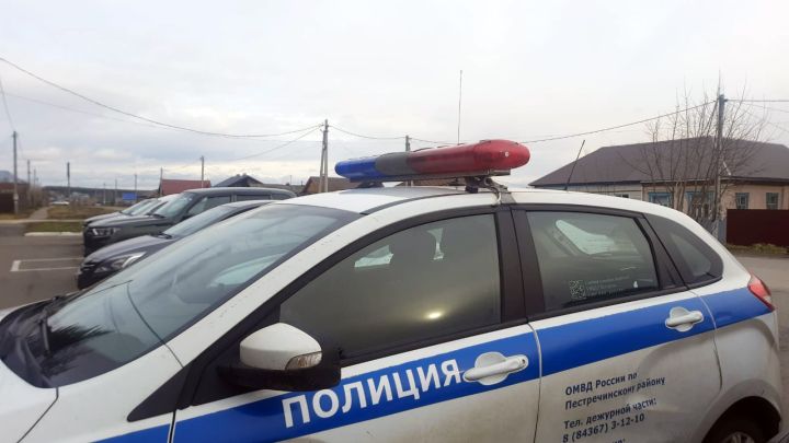 Питрәчтә дүрт ир-атны машина йөртү хокукыннан мәхрүм иттеләр