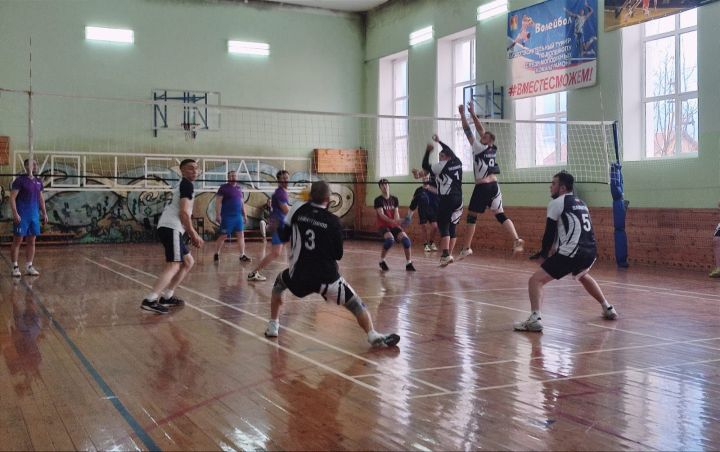 Пестречинский волейбол: прошли игры 11 тура