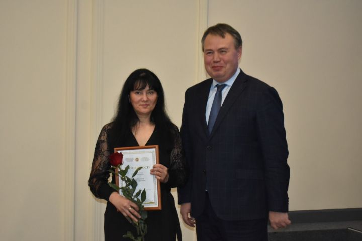 Наградили пестречинских медиков