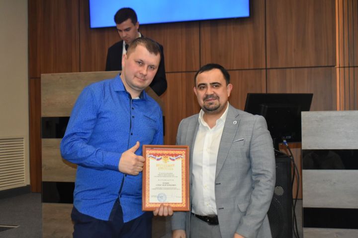 Наградили пестречинских медиков