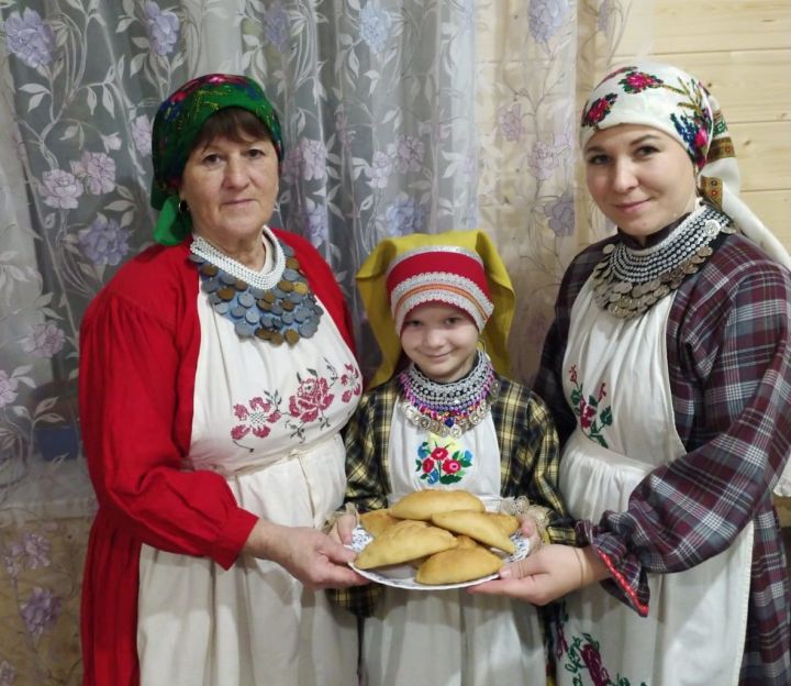 Жительница села Пестрецы поделилась рецептом пирожков с капустой