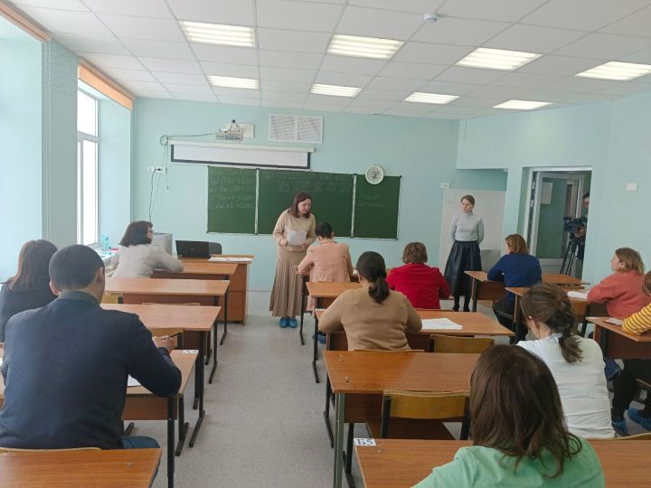 В Пестрецах родители сдали ЕГЭ по истории
