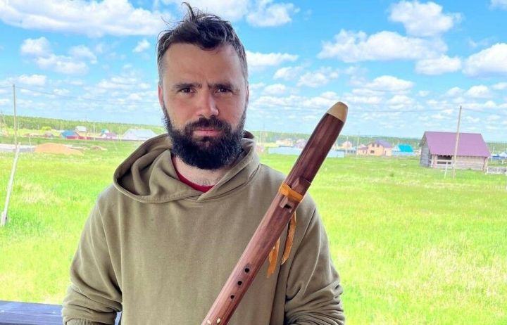 В Пестречинском районе живет музыкант, делающий пимаки