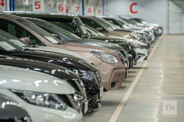 Названа самая популярная машина на рынке б/у авто в апреле 2024-го