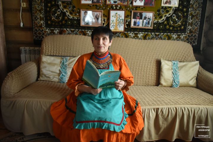Екатерина Яковлева из села Янцевары: «Платье – бабушкино, фартук – свекрови, сердце – свое»