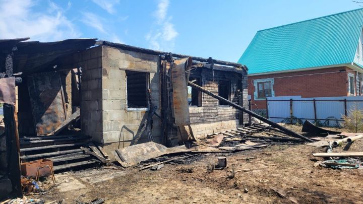 Пестречинским погорельцам нужна помощь