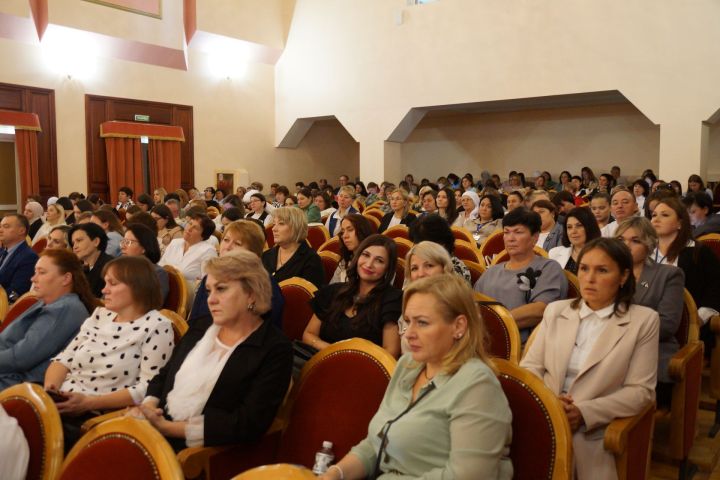 В Пестрецах состоялась педконференция