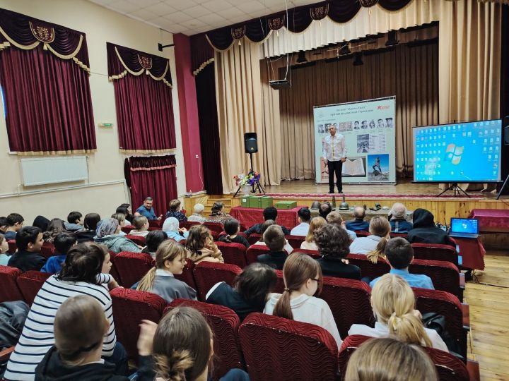 В кулаевской библиотеке школьникам рассказали о подвиге подполья легиона «Идель-Урал»