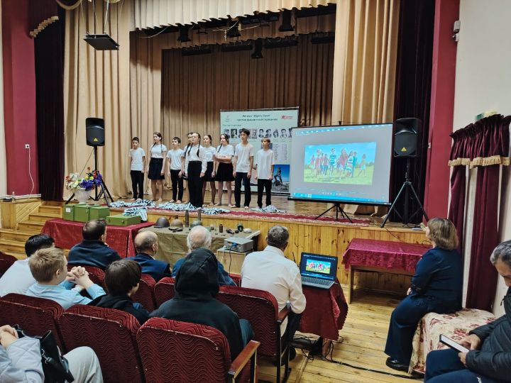 В кулаевской библиотеке школьникам рассказали о подвиге подполья легиона «Идель-Урал»