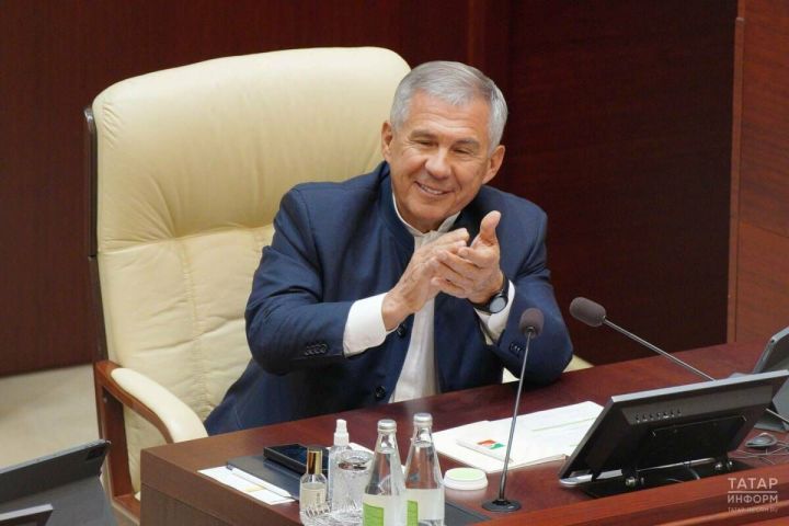 Рустам Минниханов подписал указ об индексации зарплат министров