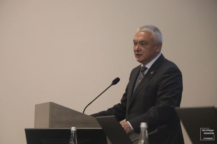 В Пестрецах наградили отличившихся представителей района