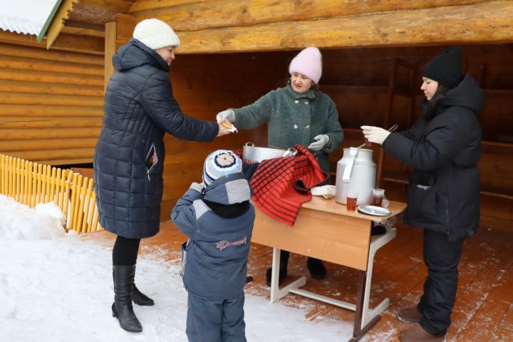 В Пестрецах прошла массовая лыжная гонка