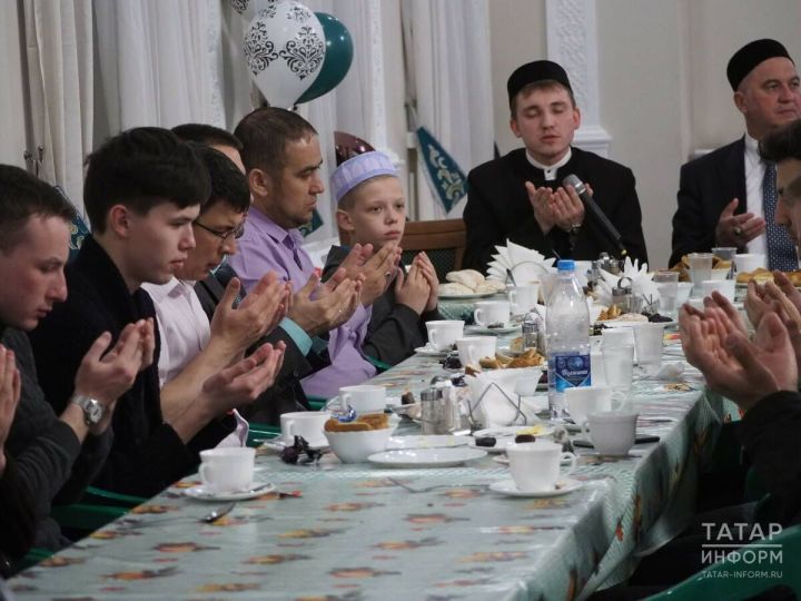 Когда начнется и закончится Рамадан и что запрещается мусульманину в пост