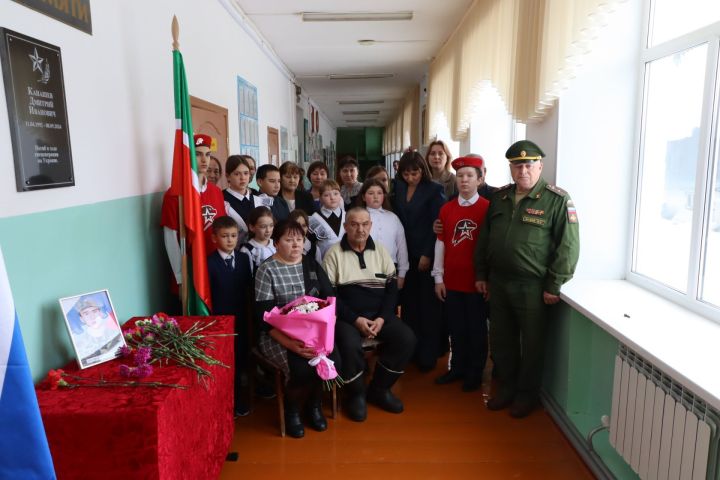 Питрәч районы мәктәпләрендә истәлек такталарын ачу тантанасы узды
