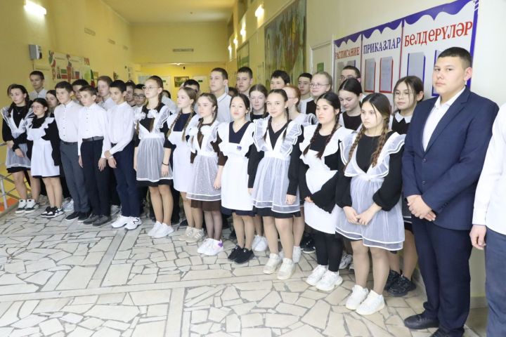 Питрәч районы мәктәпләрендә истәлек такталарын ачу тантанасы узды