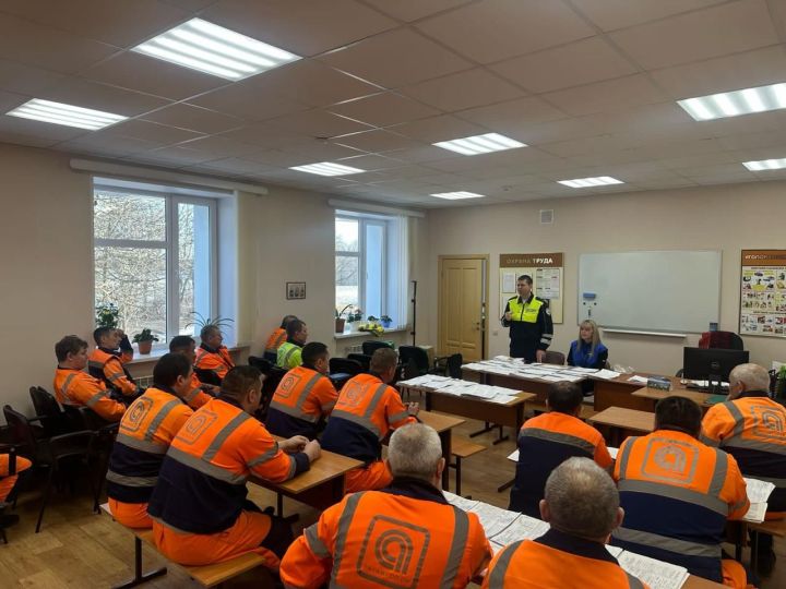 В Пестрецах провели профилактическую беседу о БДД