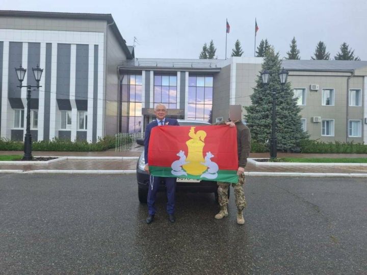 Пестречинцы отправили в зону СВО технику и электрогенератор