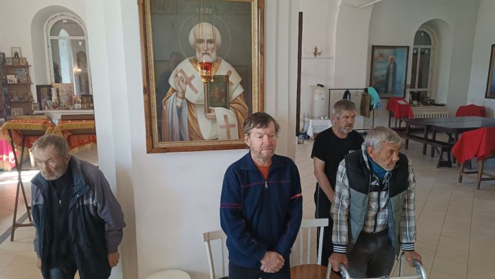 Приход Благовещения в селе Русские Казыли оказывает помощь людям в трудной жизненной ситуации