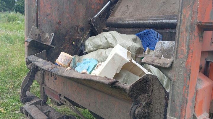 В Пестречинском районе ликвидировали крупную несанкционированную свалку