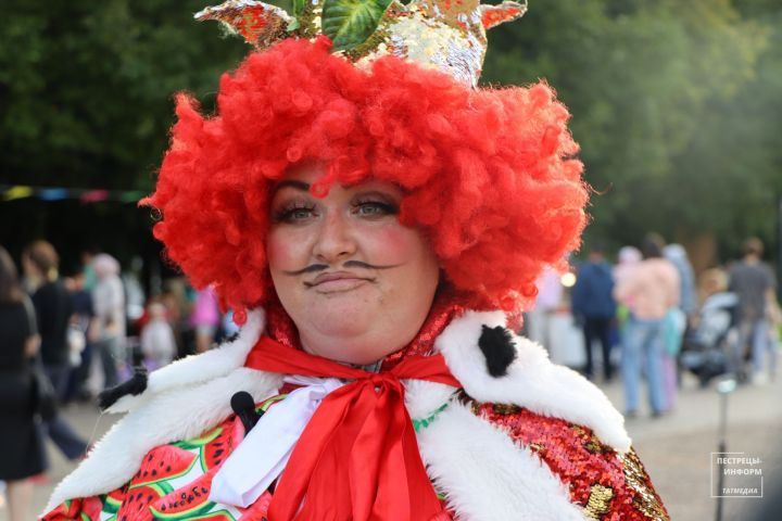 Победительница «Курше фест» провела в Царево арбузную вечеринку