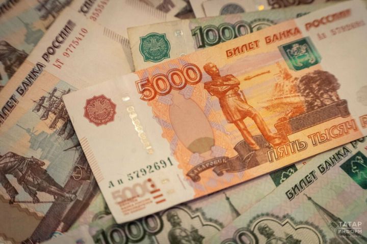 В Татарстане увеличат выплаты детям-сиротам и субсидии ветеранам труда