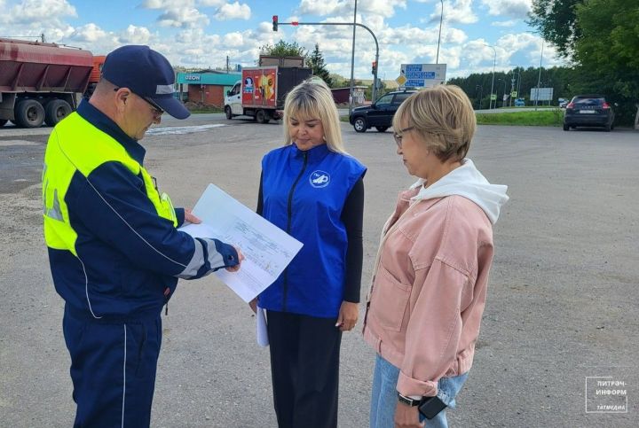 Питрәч районында юл буендагы сәүдә объектларын тикшерделәр
