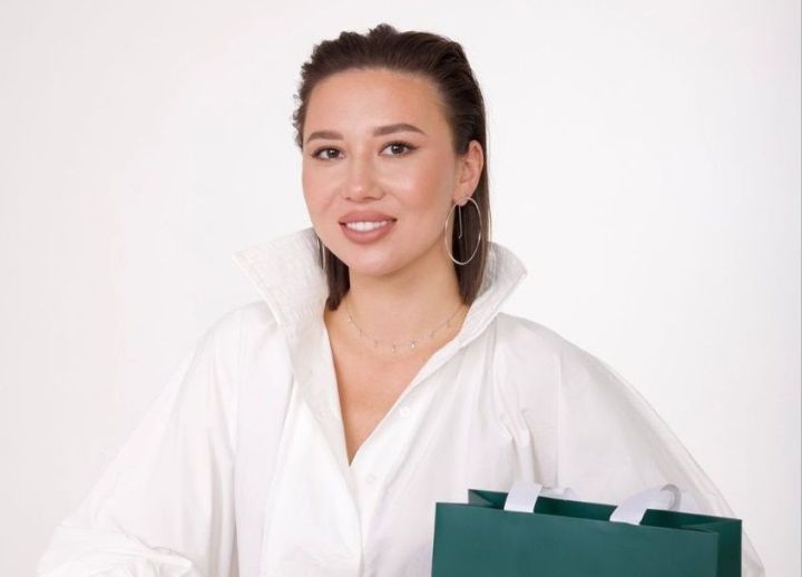 Казанская предпринимательница Энже Ганеева борется за титул «Мисс Офис-2025»