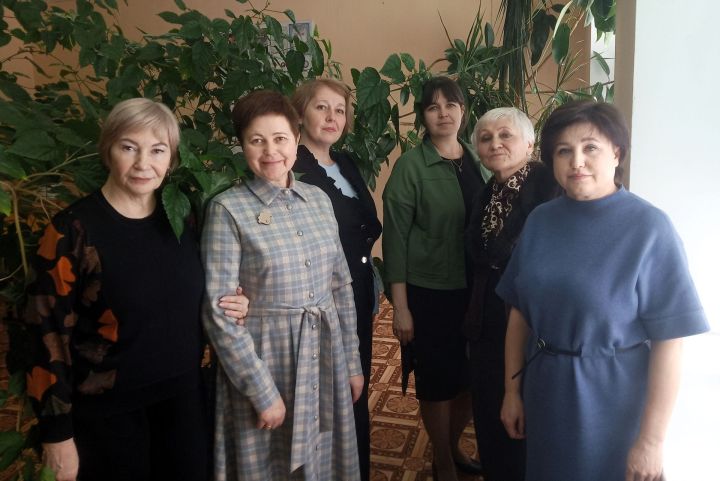 «Школа нашего детства»: учителя-ветераны Ленино-Кокушкино о прошлом и настоящем