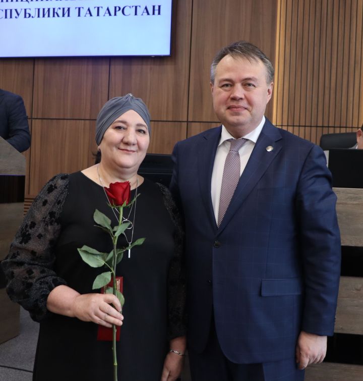 Питрәчтә сәламәтлек саклау хезмәткәрләрен бүләкләделәр