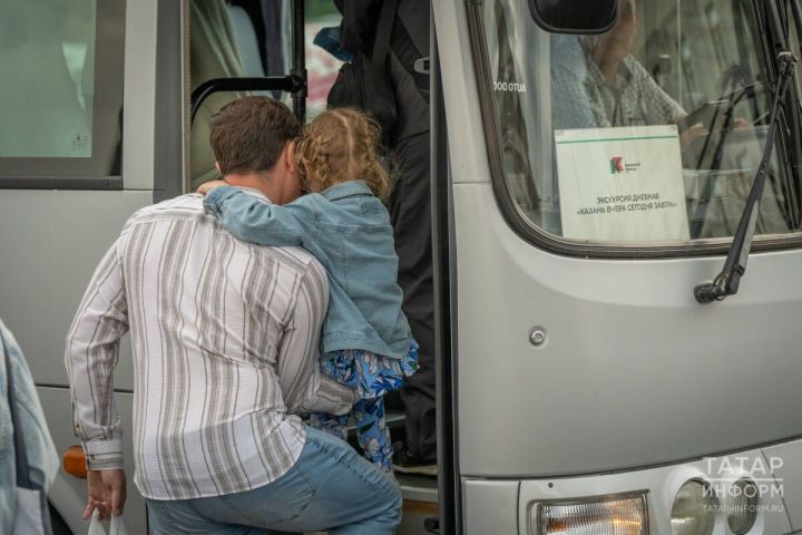 Минтруд: муж имеет право взять оплачиваемый отпуск во время декрета жены