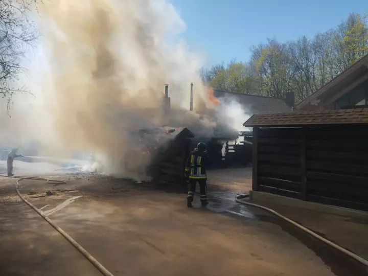 В Пестречинском районе произошло возгорание в банном комплексе