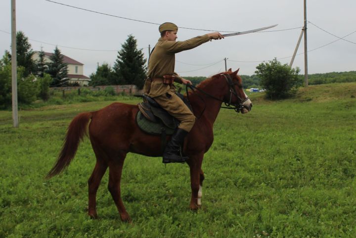 Репортаж с реконструкции «Вторжение» на фестивале «Элбэдэн»