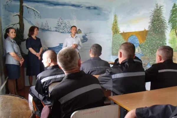 Для осуждённых ИК-3 в Пановке провели занятие по трудоустройству после освобождения